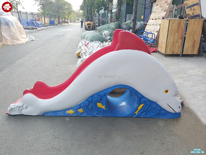 Cầu trượt ngoài trời nhựa composite hình con cá heo HB1-025